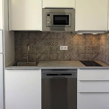 Nuevo Apartamento, Vistas Al Mar Y Amplia Terraza *